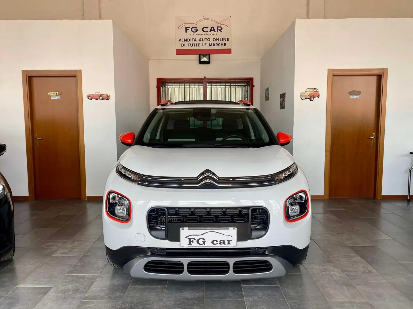 Citroen C3 Aircross 1.2 puretech Shine 110CV TETTO APRIBILE Bianco - 1