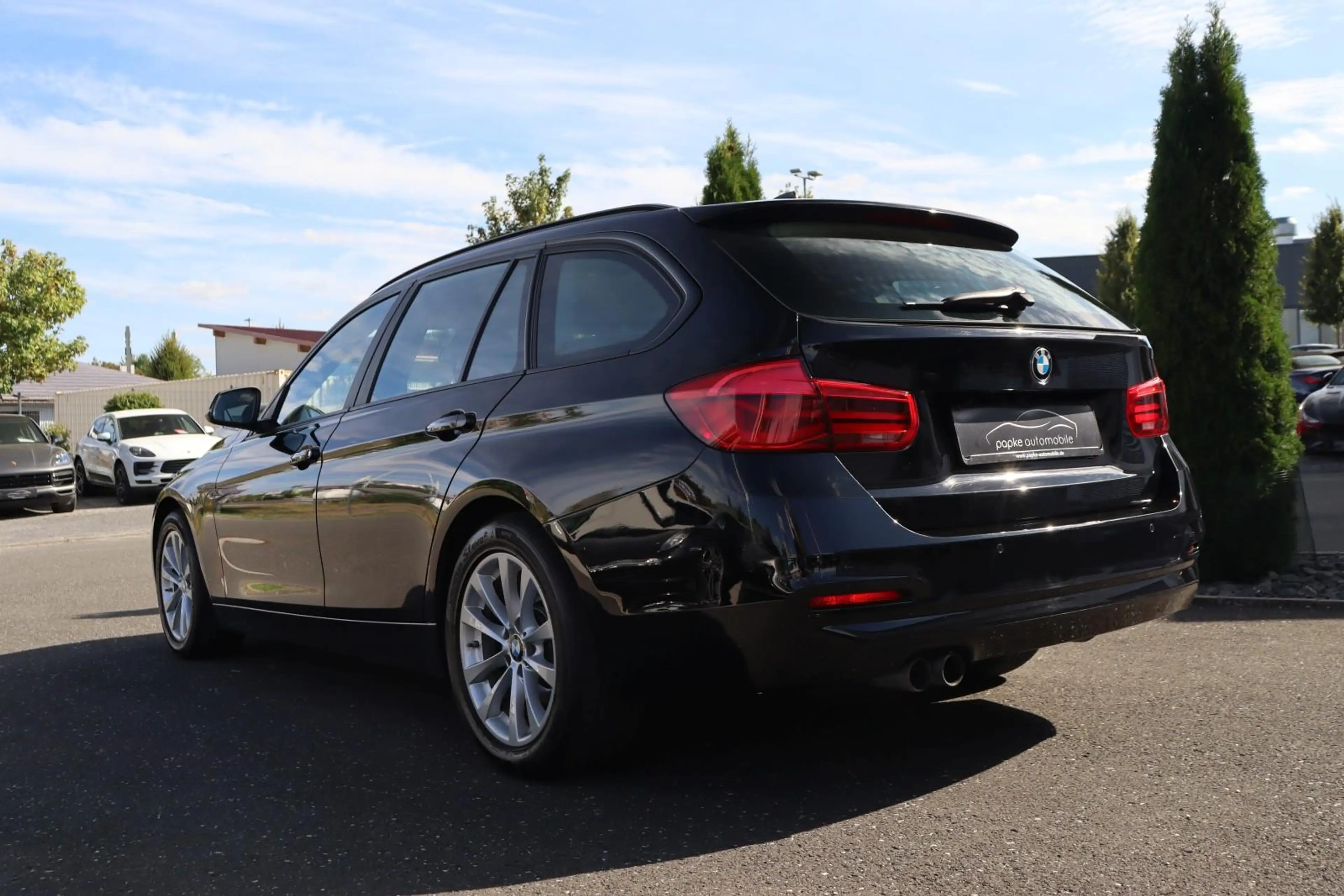 BMW 330 i xDrive Advantage +INNOVATION+NAVI+LED+HEAD-UP+ — photo 7