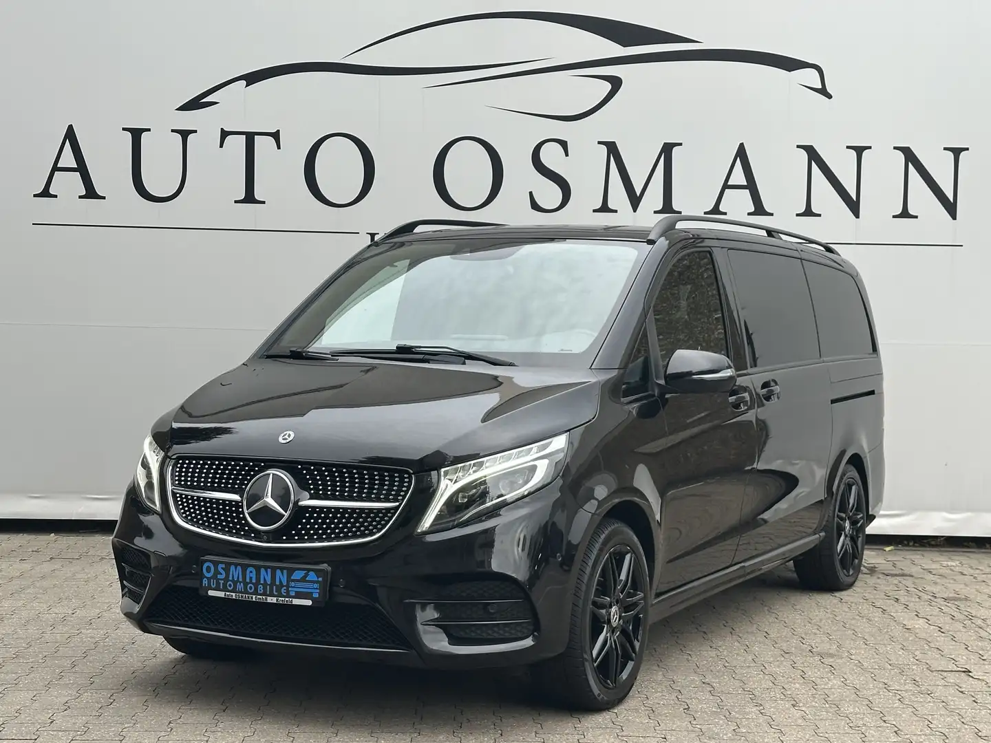 Mercedes-Benz V 300 d lang 4Matic 9G-TRONIC Avantgarde Edition Schwarz - 1