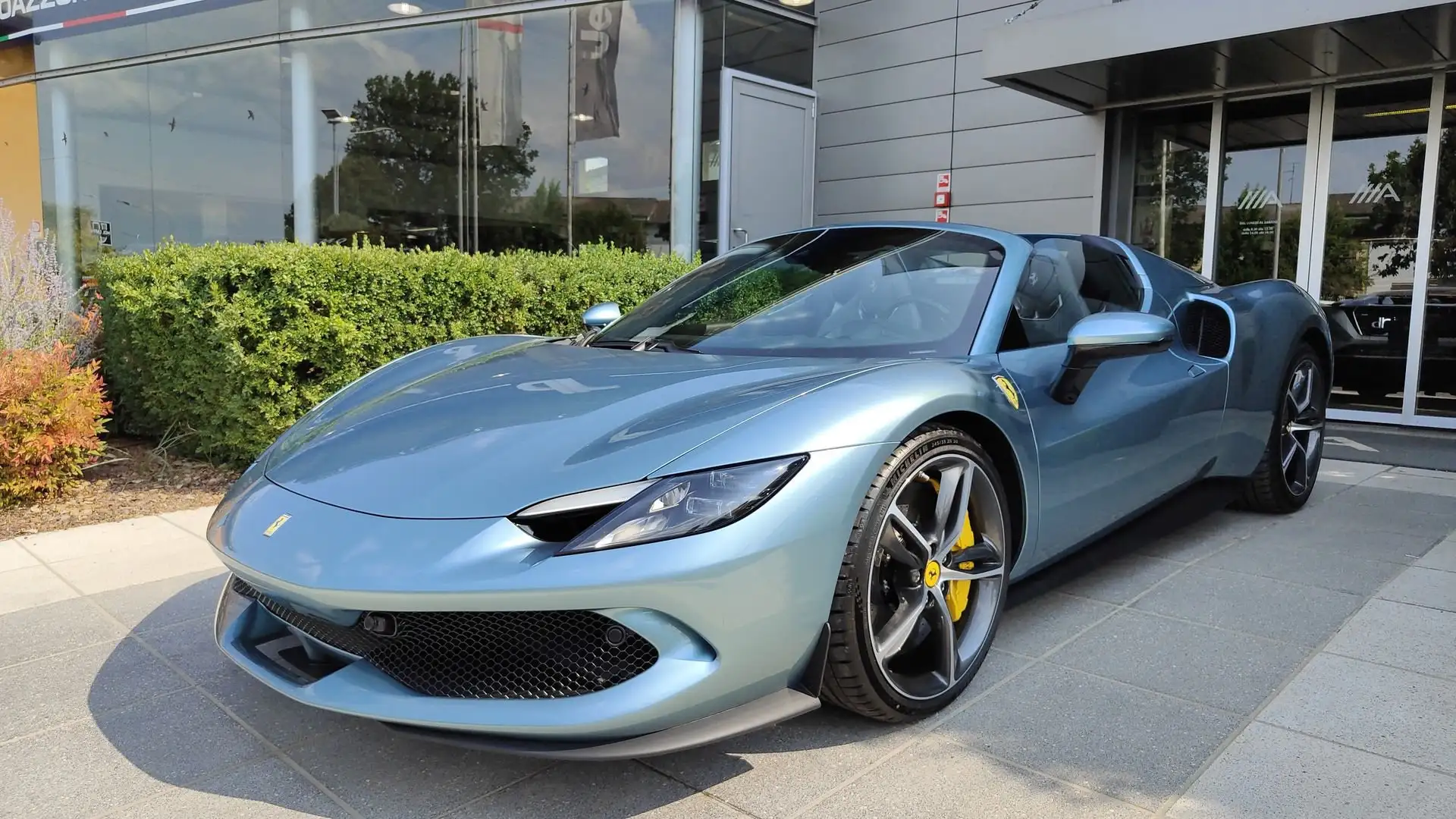 Ferrari 296 GTS Bleu - 1