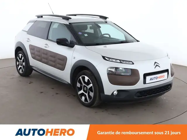 Citroen C4 Cactus view 8