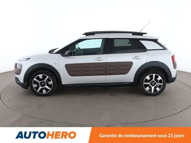 Citroen C4 Cactus view 3