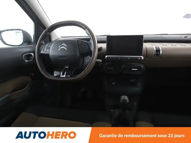 Citroen C4 Cactus view 13