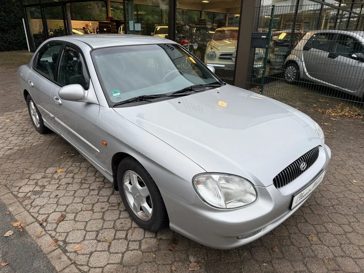 Hyundai SONATA 2.0i 16V GLS *HU 1/2027*Scheckheft*Klima*AHK* Ezüst - 1