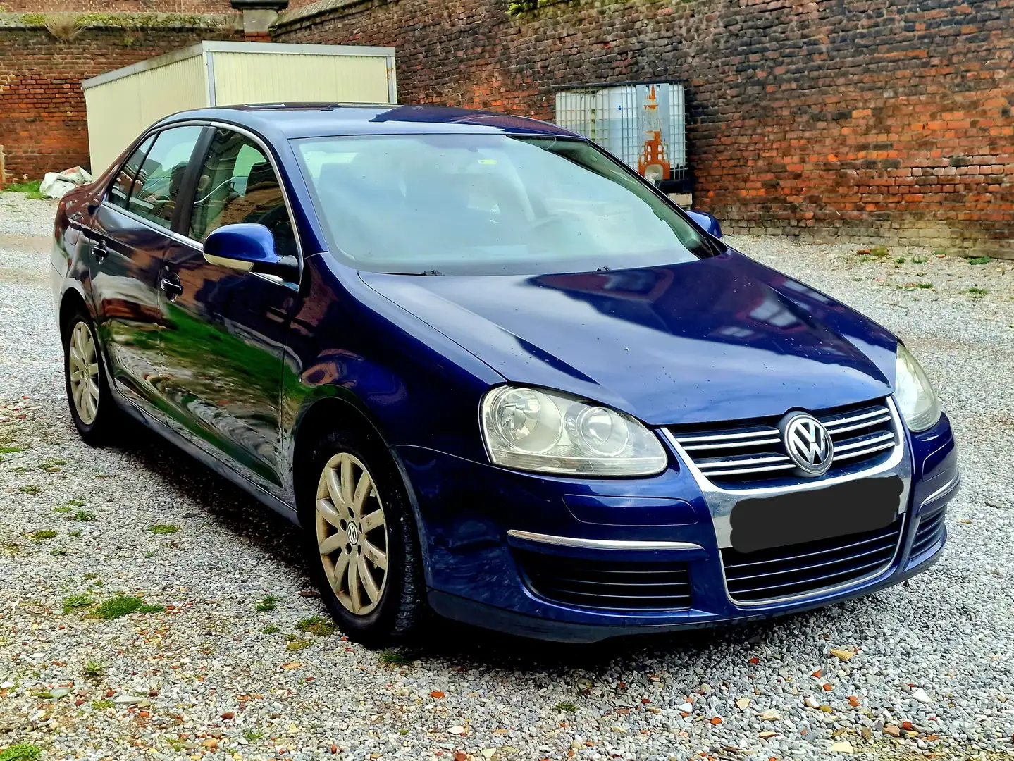 Volkswagen Jetta 1.9 Tdi Modrá - 1