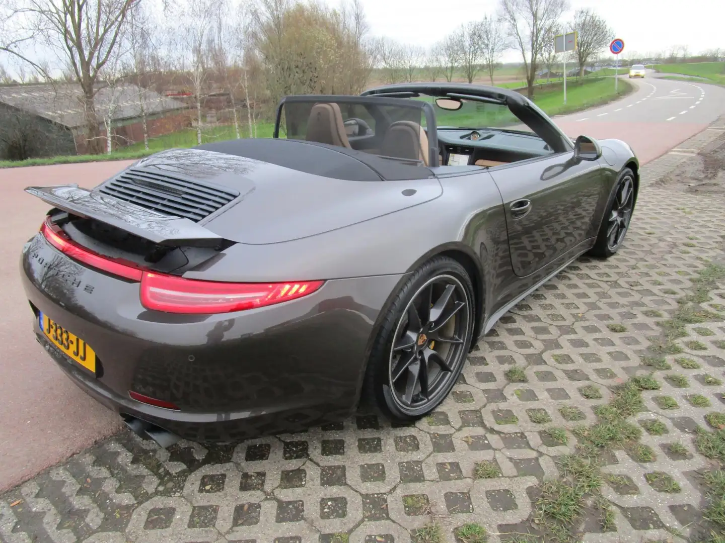 Porsche 911 Cabrio 3.8Carrera 4 GTS dealer onderhouden nieuw Сірий - 2