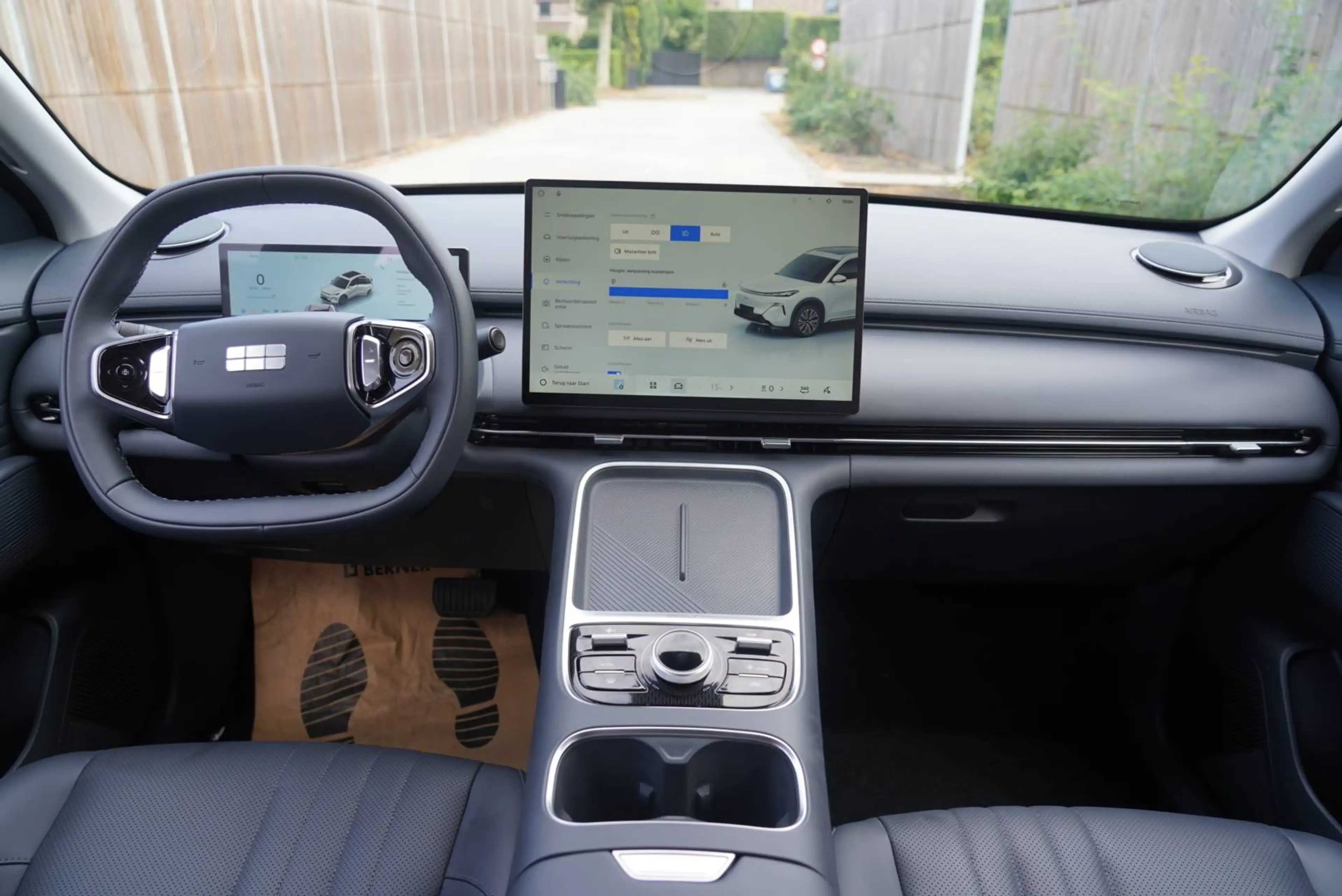 Geely Starray EM-i PHEV PRO**Nieuwe wagen! — photo 11
