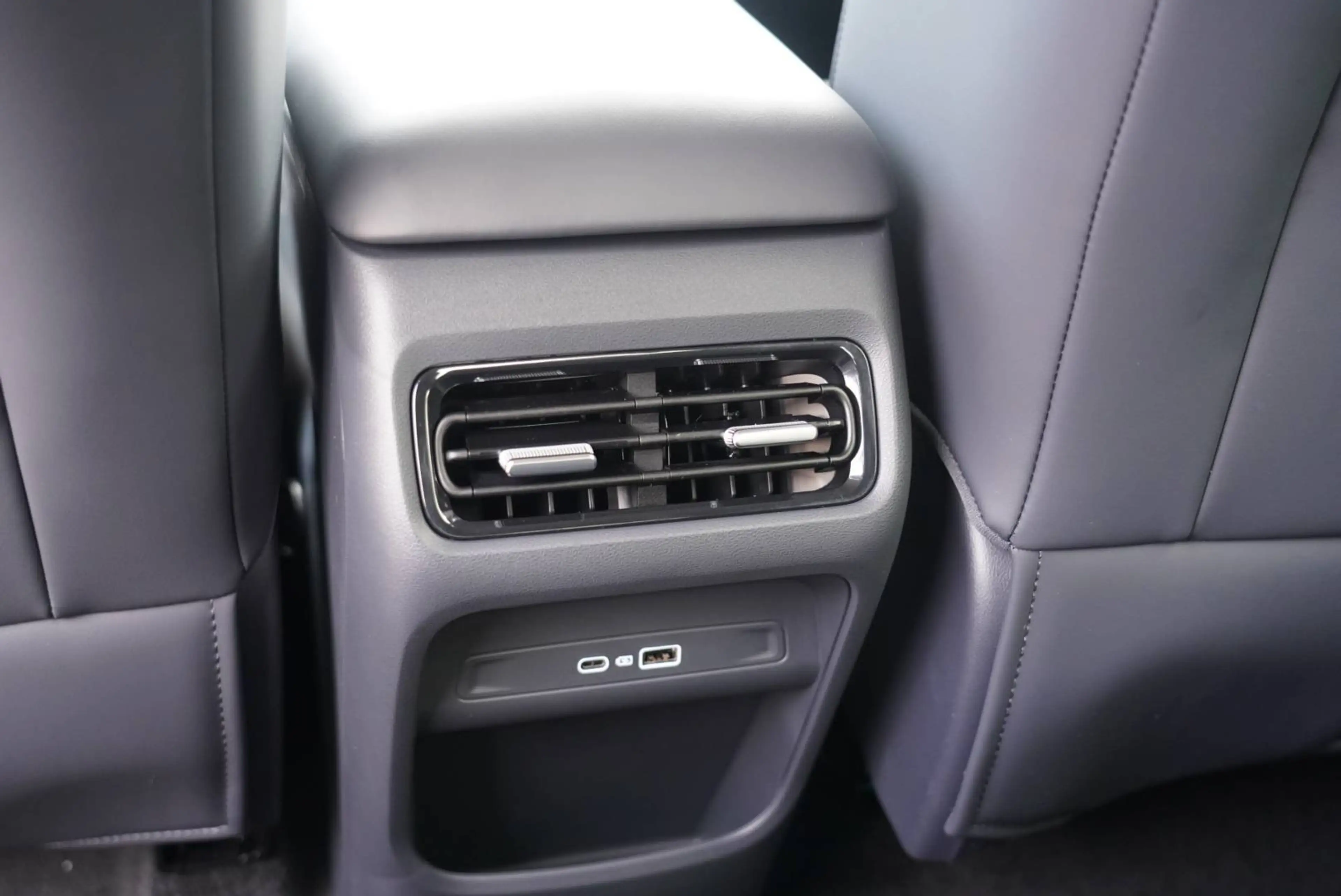 Geely Starray EM-i PHEV PRO**Nieuwe wagen! — photo 9