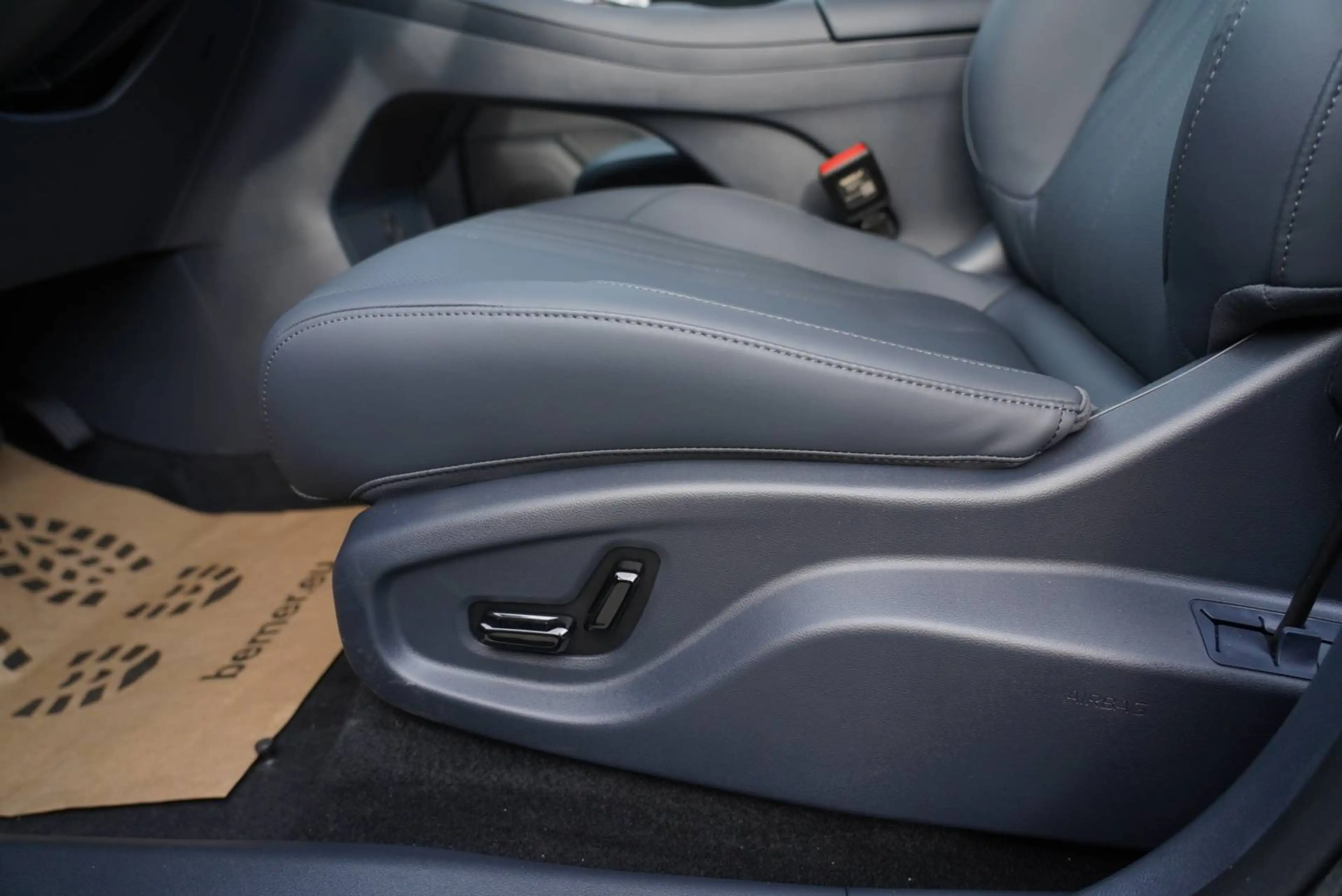 Geely Starray EM-i PHEV PRO**Nieuwe wagen! — photo 8