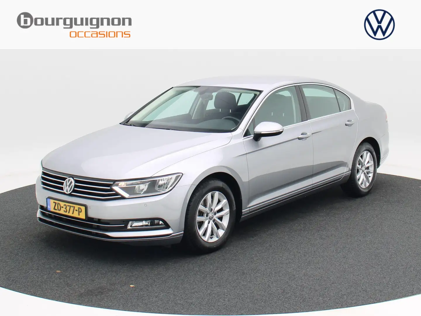 Volkswagen Passat 1.5 TSi 150 Pk Automaat Comfortline | Adaptive Cru Grijs - 1