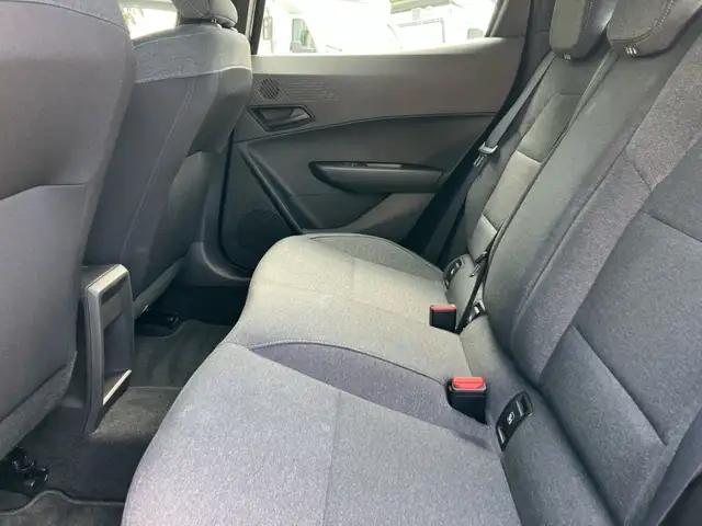 Renault Clio view 11