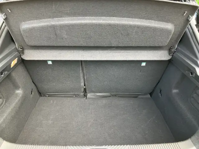 Renault Clio view 12
