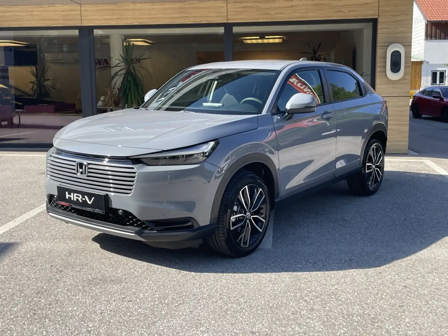 Honda HR-V 1,5 i-MMD Hybrid 2WD Elegance Aut. Grau - 1