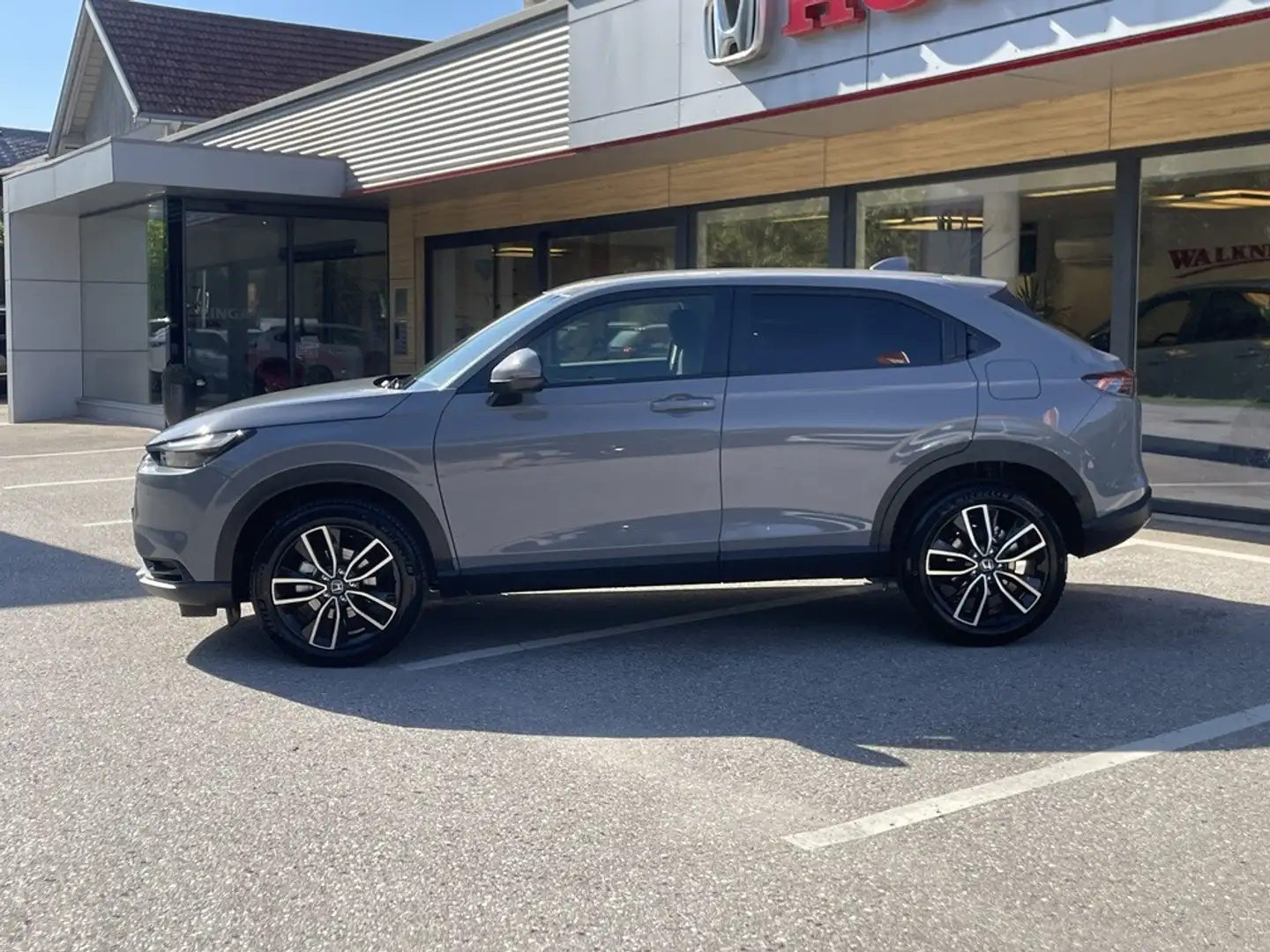 Honda HR-V 1,5 i-MMD Hybrid 2WD Elegance Aut. Grau - 2