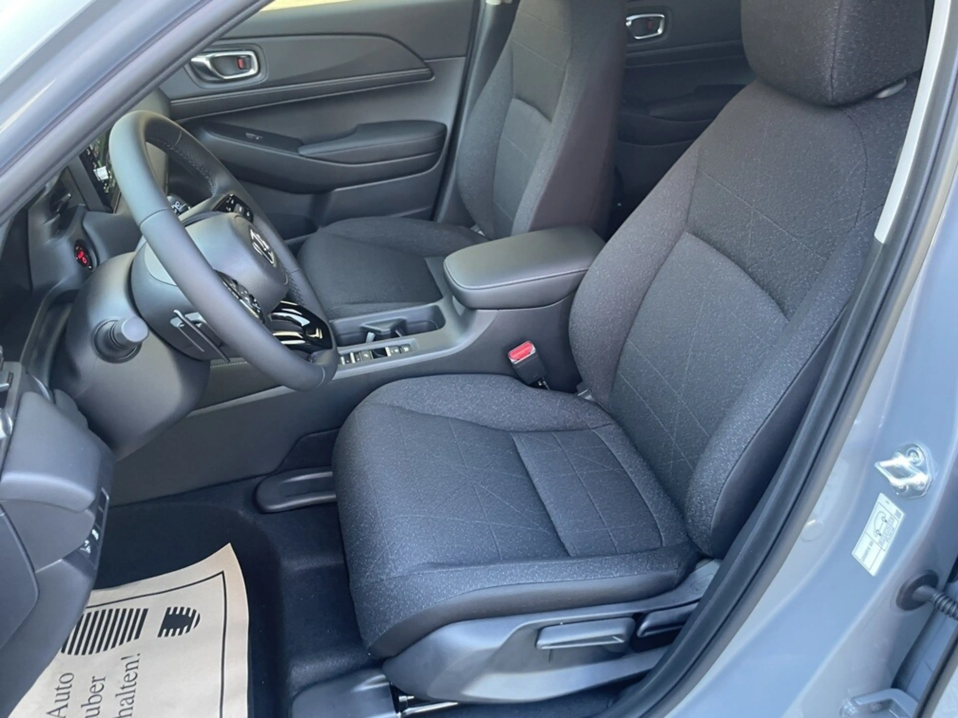 Honda HR-V 1,5 i-MMD Hybrid 2WD Elegance Aut. — photo 10
