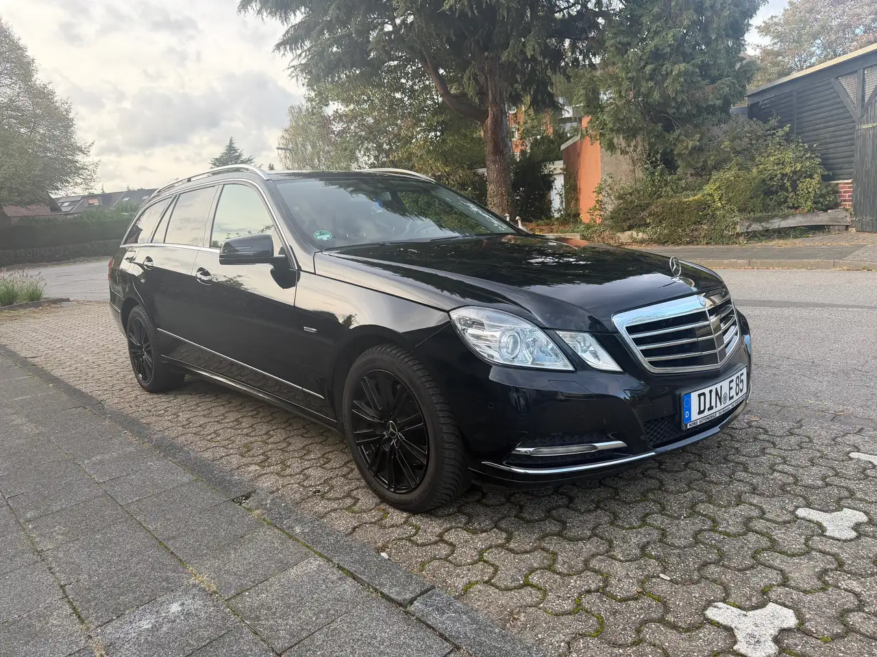 Mercedes-Benz E 300