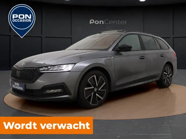 Skoda Octavia Combi 1.4 TSI iV PHEV Sportline | Pano Dak | Head-