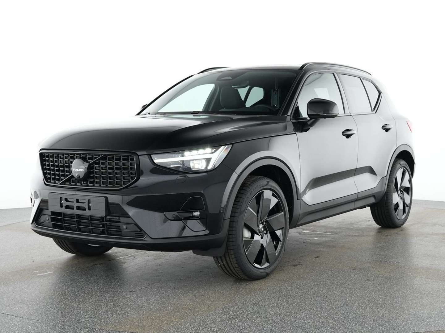 Volvo XC40 B3 Black Edition -  - Joinsteer - #1