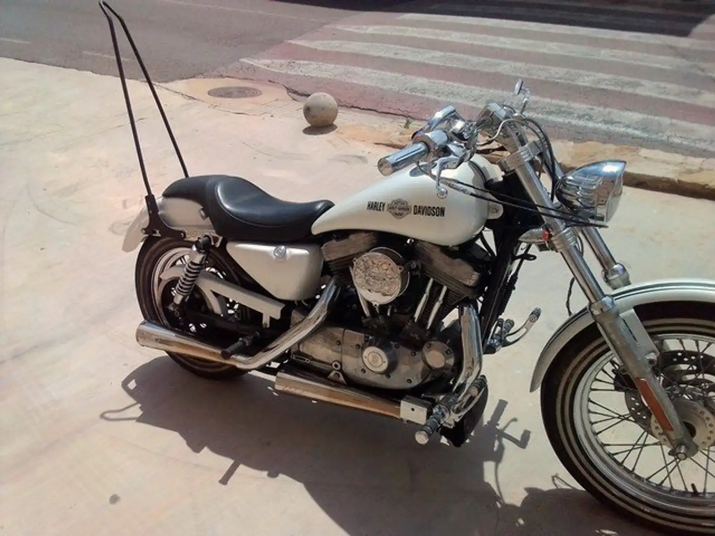 Harley-Davidson Sportster 1200 Szary - 1
