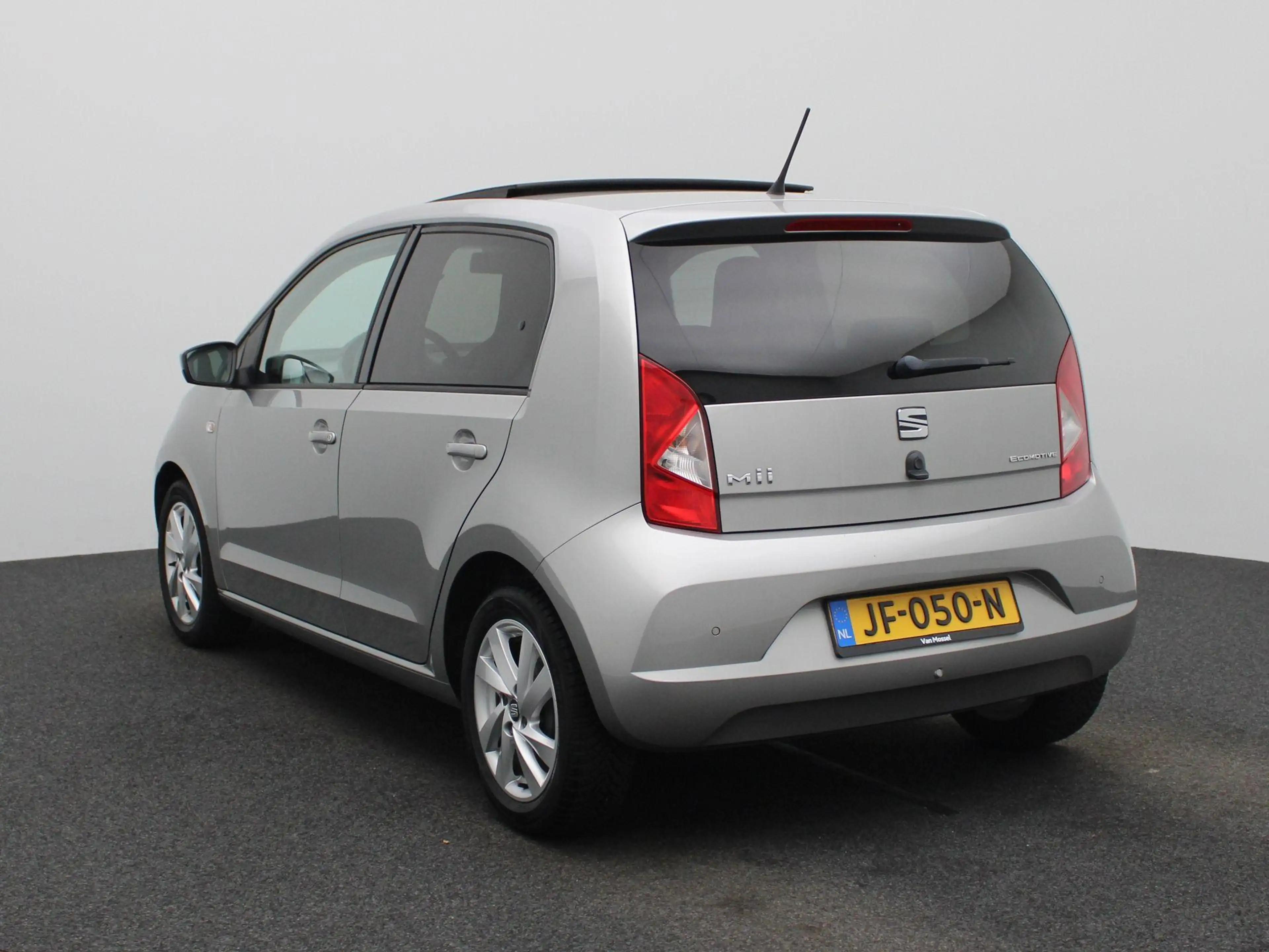 SEAT Mii 1.0 Sport Connect | Wordt Verwacht | Panoramadak | — photo 2