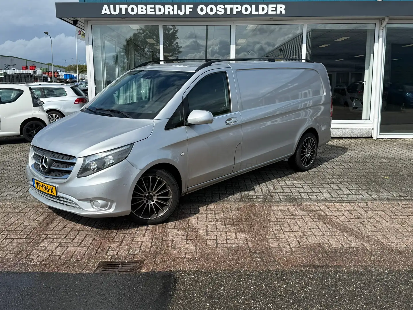 Mercedes-Benz Vito 116 CDI Extra Lang Zilver - 1