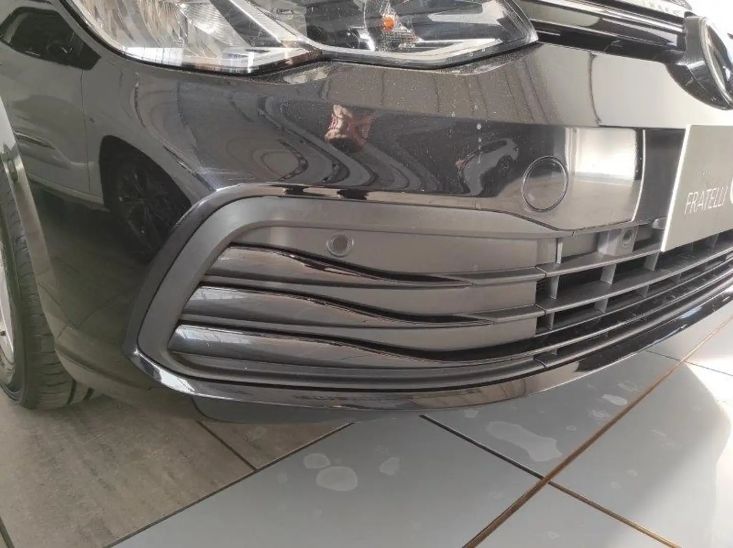 Volkswagen Golf 8ª serie - Golf 2.0 TDI DSG SCR Life Schwarz - 2