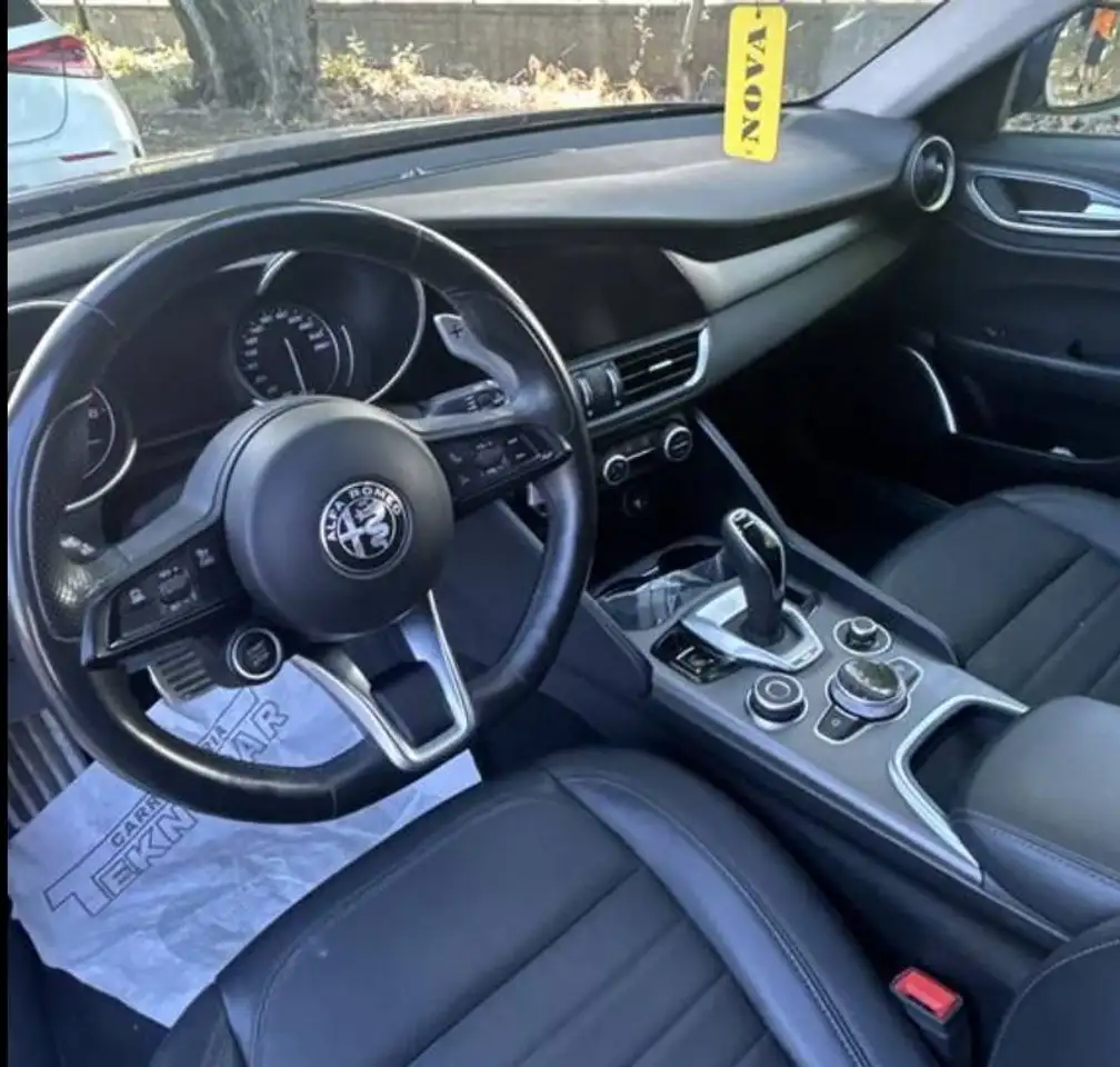 Alfa Romeo Giulia 2021