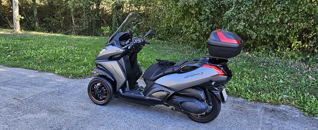Peugeot Metropolis
