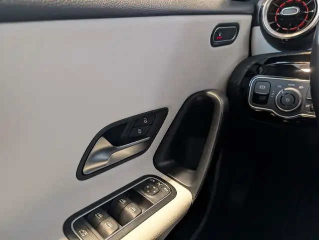 Mercedes-Benz A-Class view 14