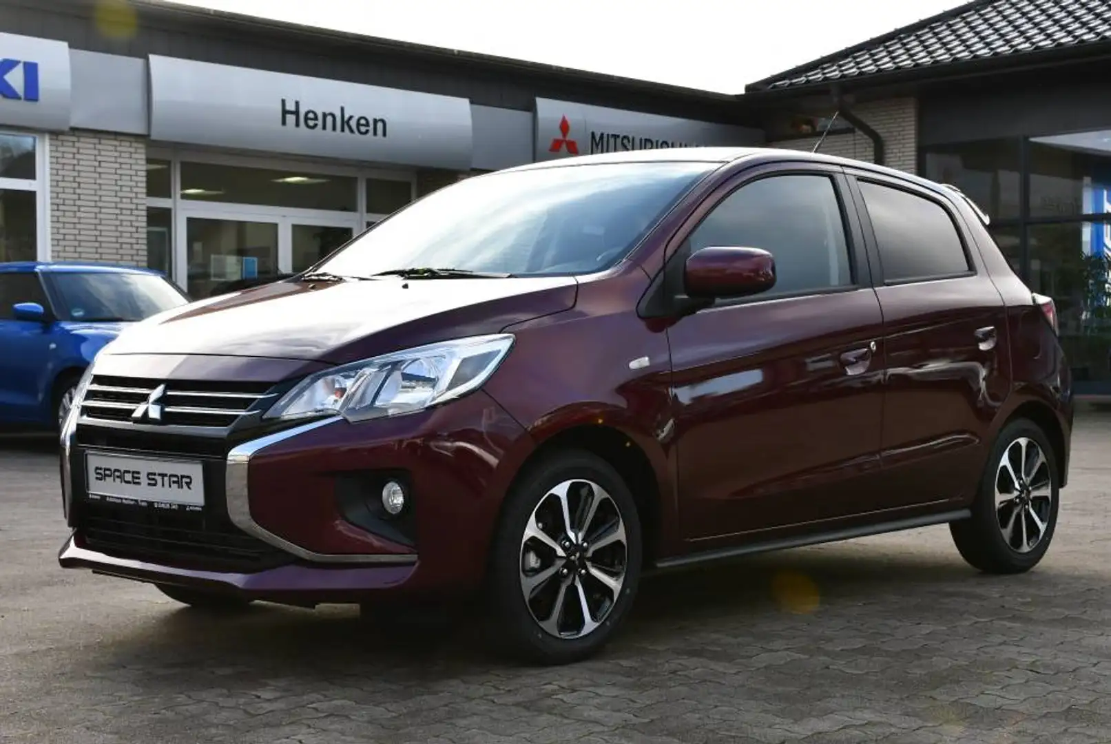 Mitsubishi Space Star 1.2 Select+ 5-Gang Rouge - 2