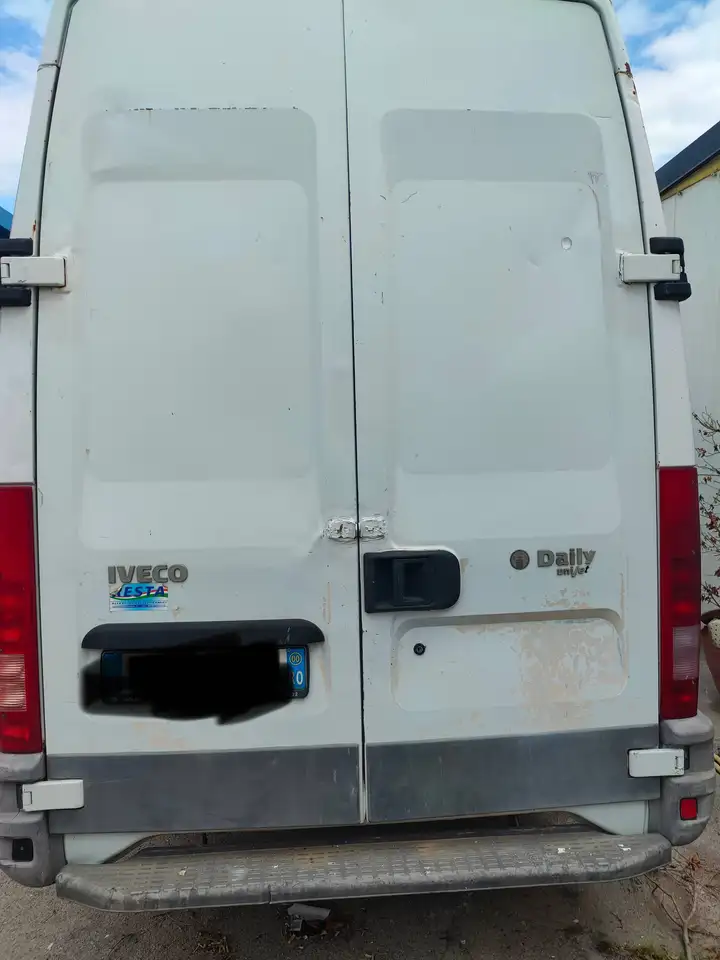Iveco Daily 35C13 coibentato con frigo, foto 3