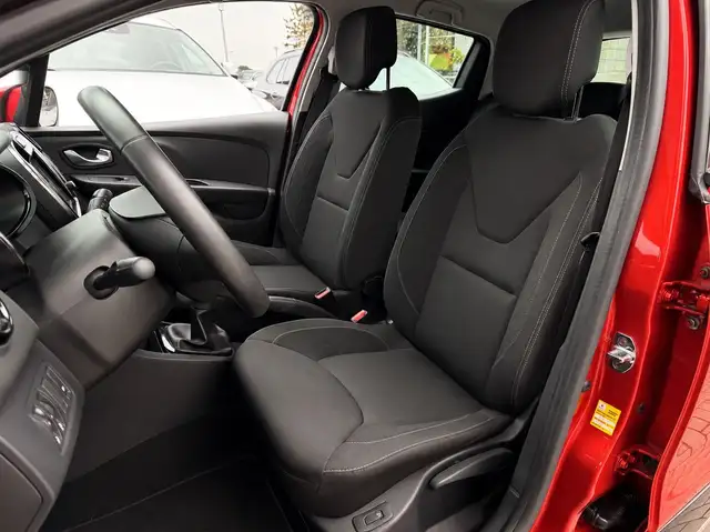 Renault Clio view 10