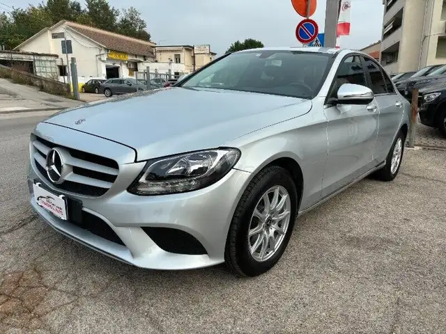 Mercedes-Benz C 180 C 180 d Auto Business