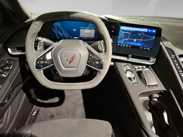 Chevrolet Corvette view 8
