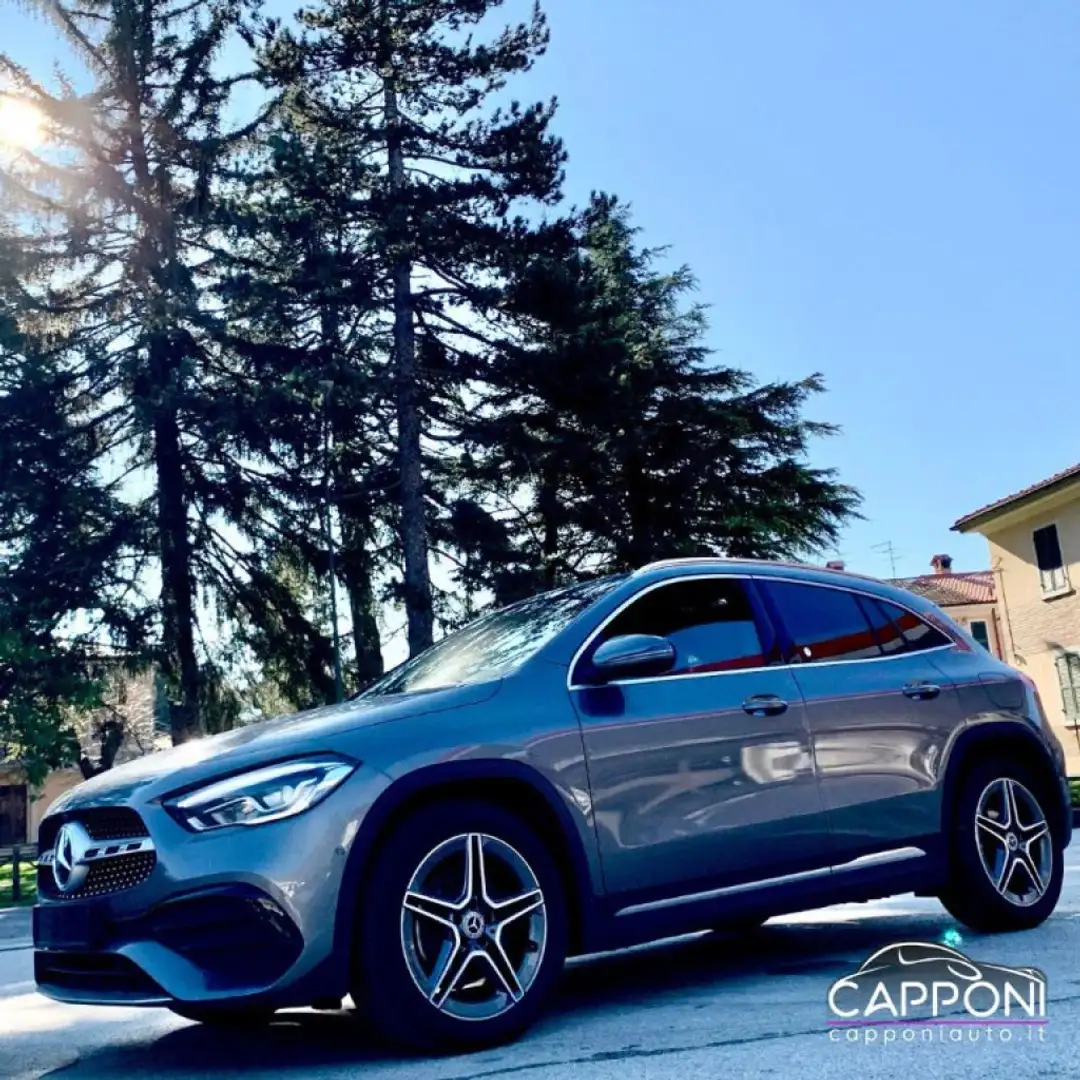 Mercedes-Benz GLA 200 AMG Grigio - 1