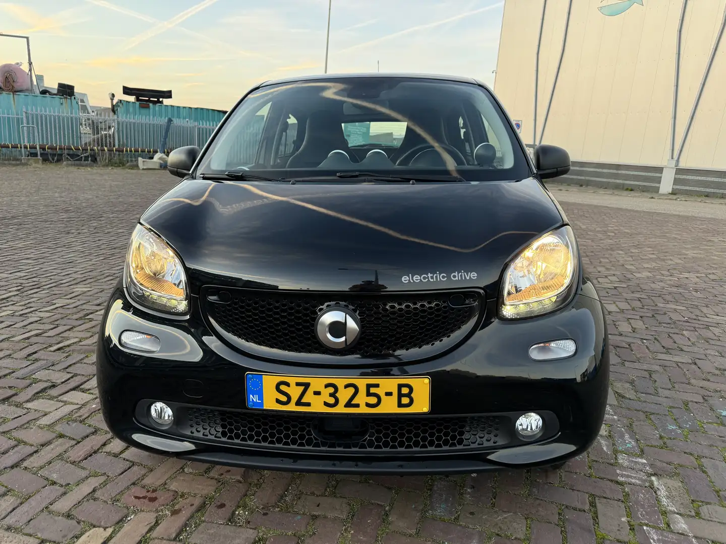 smart forFour electric drive BnsS. Zwart - 1