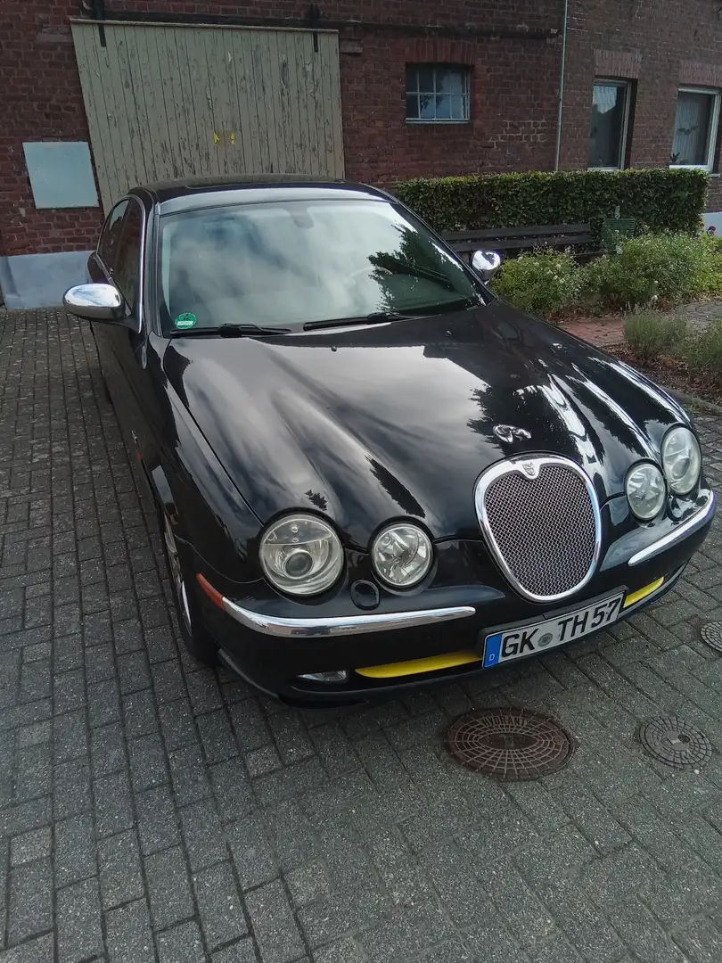 Jaguar S-Type 4.2 V8 Executive - 1