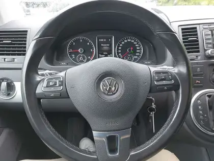 Annonce voiture d'occasion Volkswagen T5 Multivan - CARADIZE
