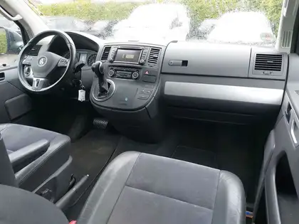 Annonce voiture d'occasion Volkswagen T5 Multivan - CARADIZE