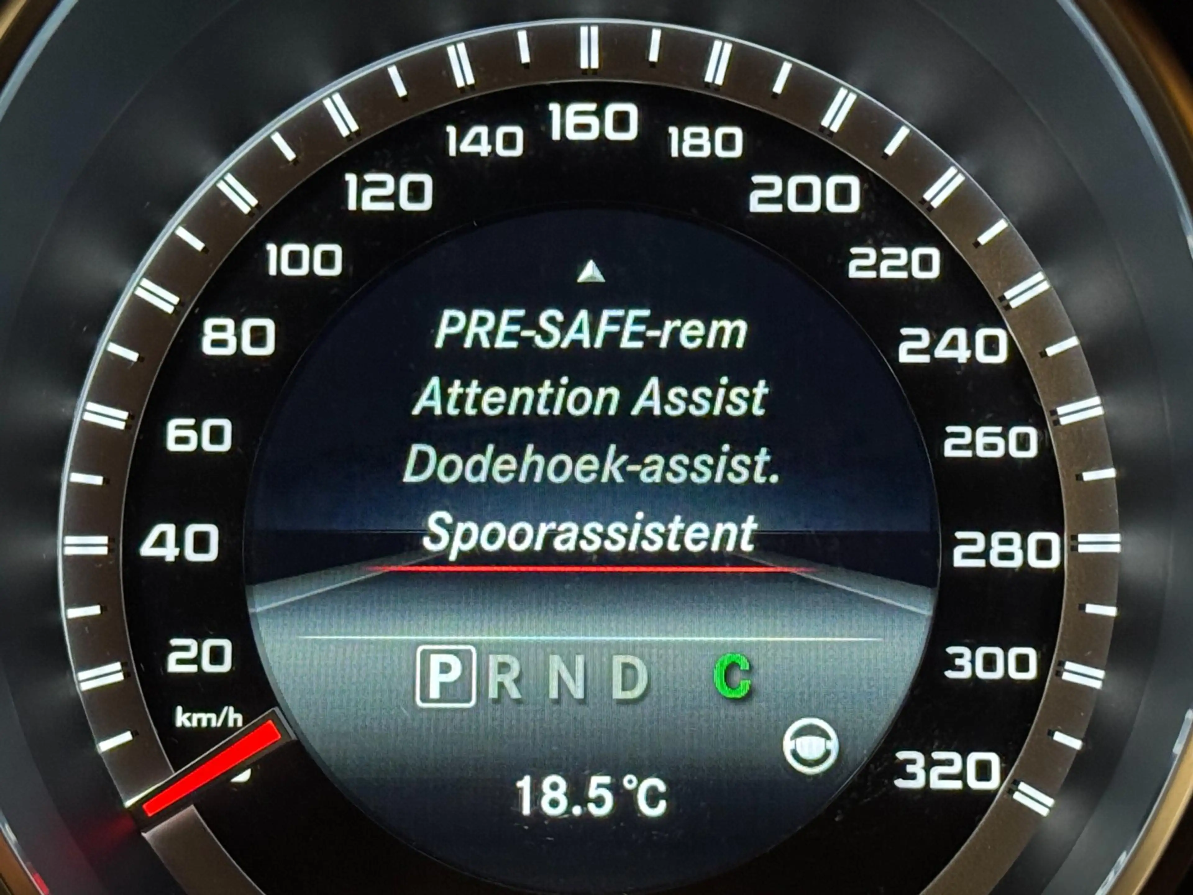 Mercedes-Benz CLS 63 AMG S 4Matic Aut Schuifdak B&O — photo 35
