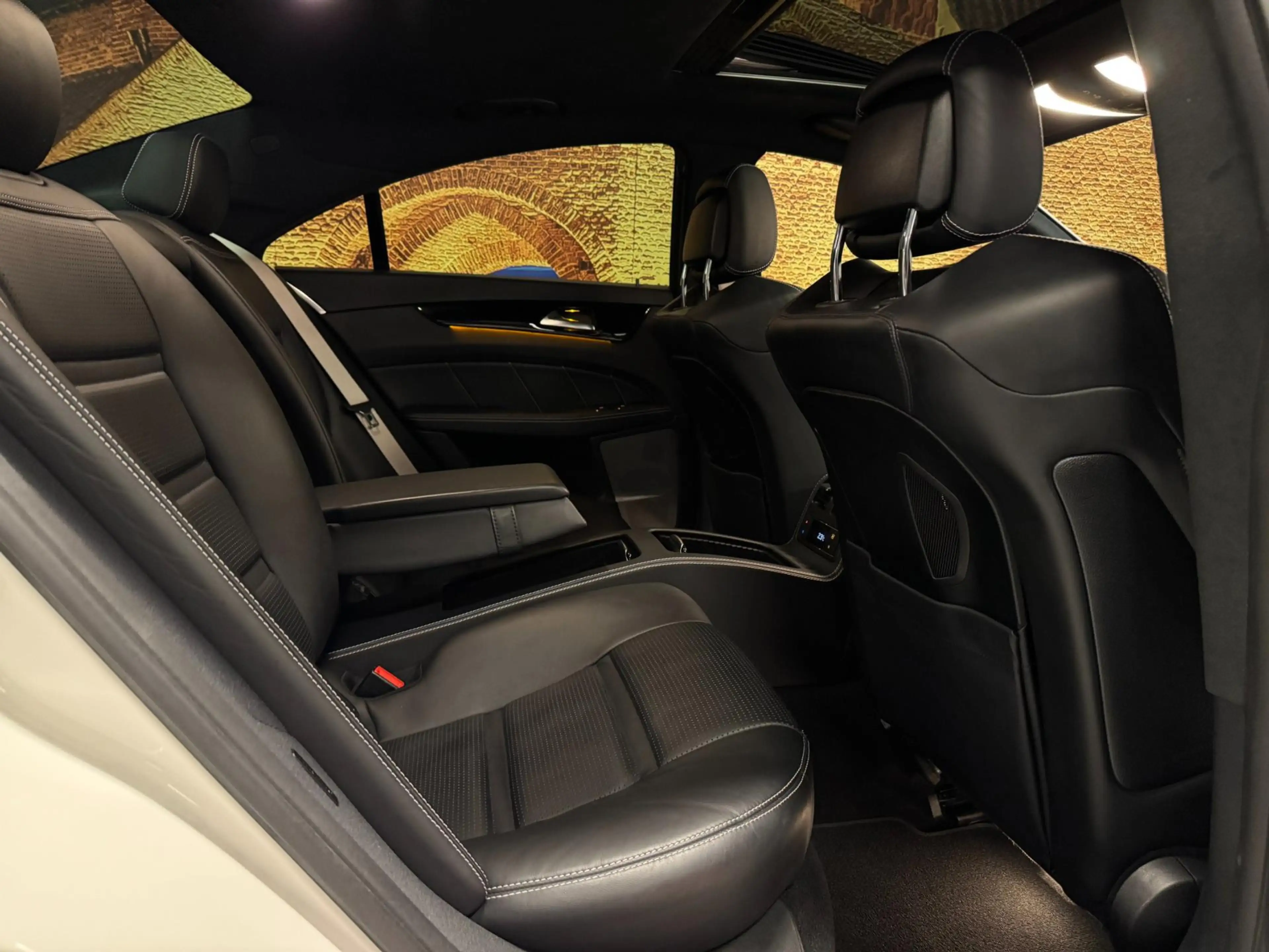 Mercedes-Benz CLS 63 AMG S 4Matic Aut Schuifdak B&O — photo 16