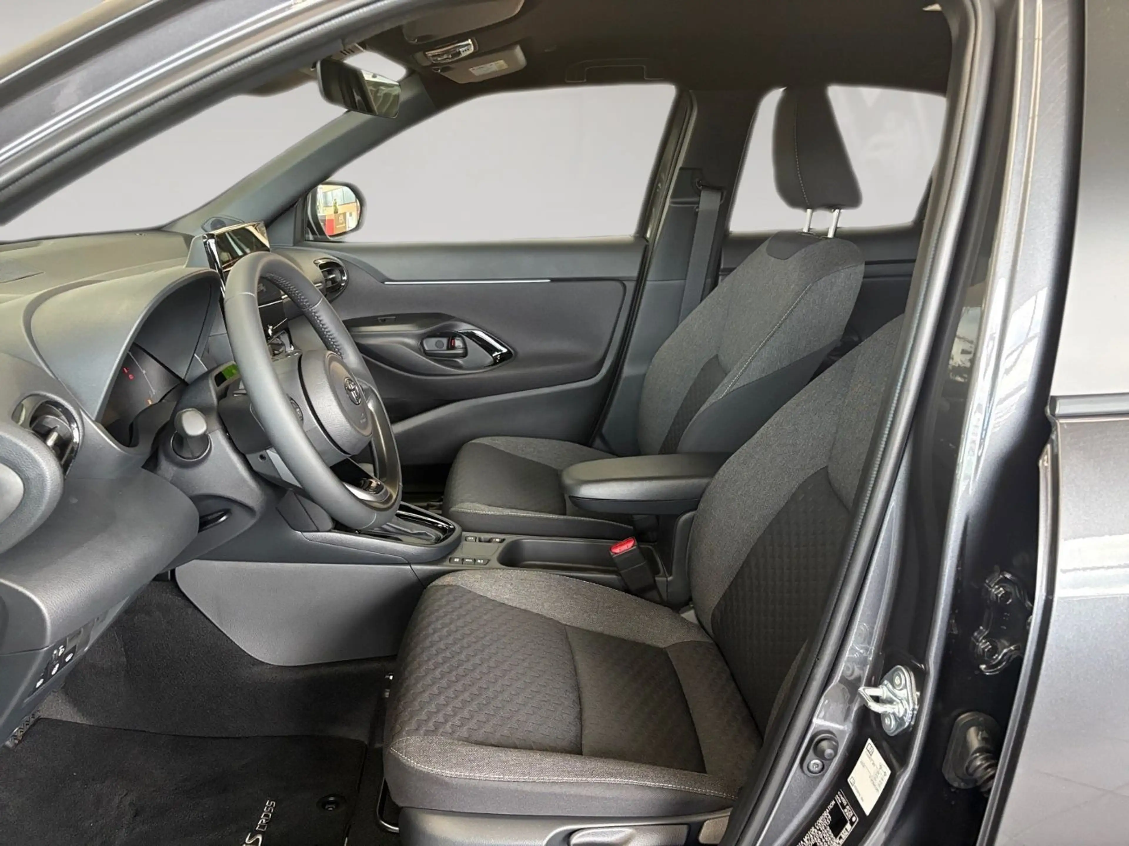 Toyota Yaris Cross 5-Türer Teamplayer 1.5L Hybrid 96 kW — photo 7