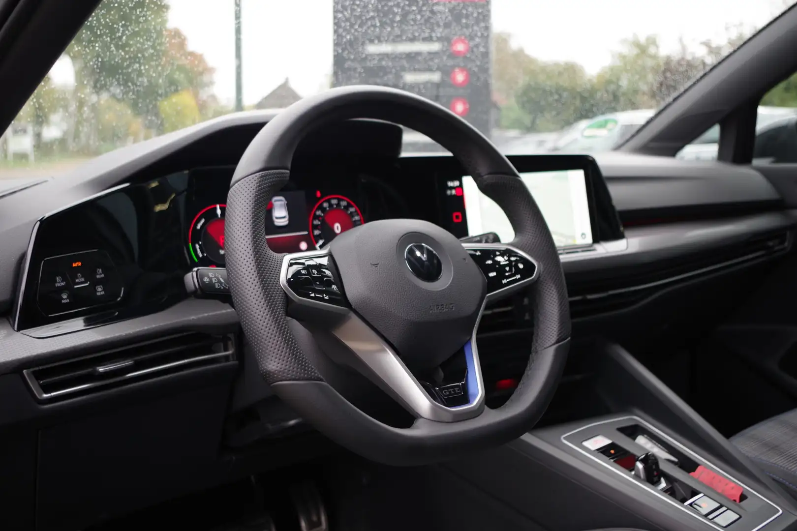 Volkswagen Golf GTE 1.4 eHybrid 245 PK PHEV, Adap. Cruise Control, LED Grijs - 2