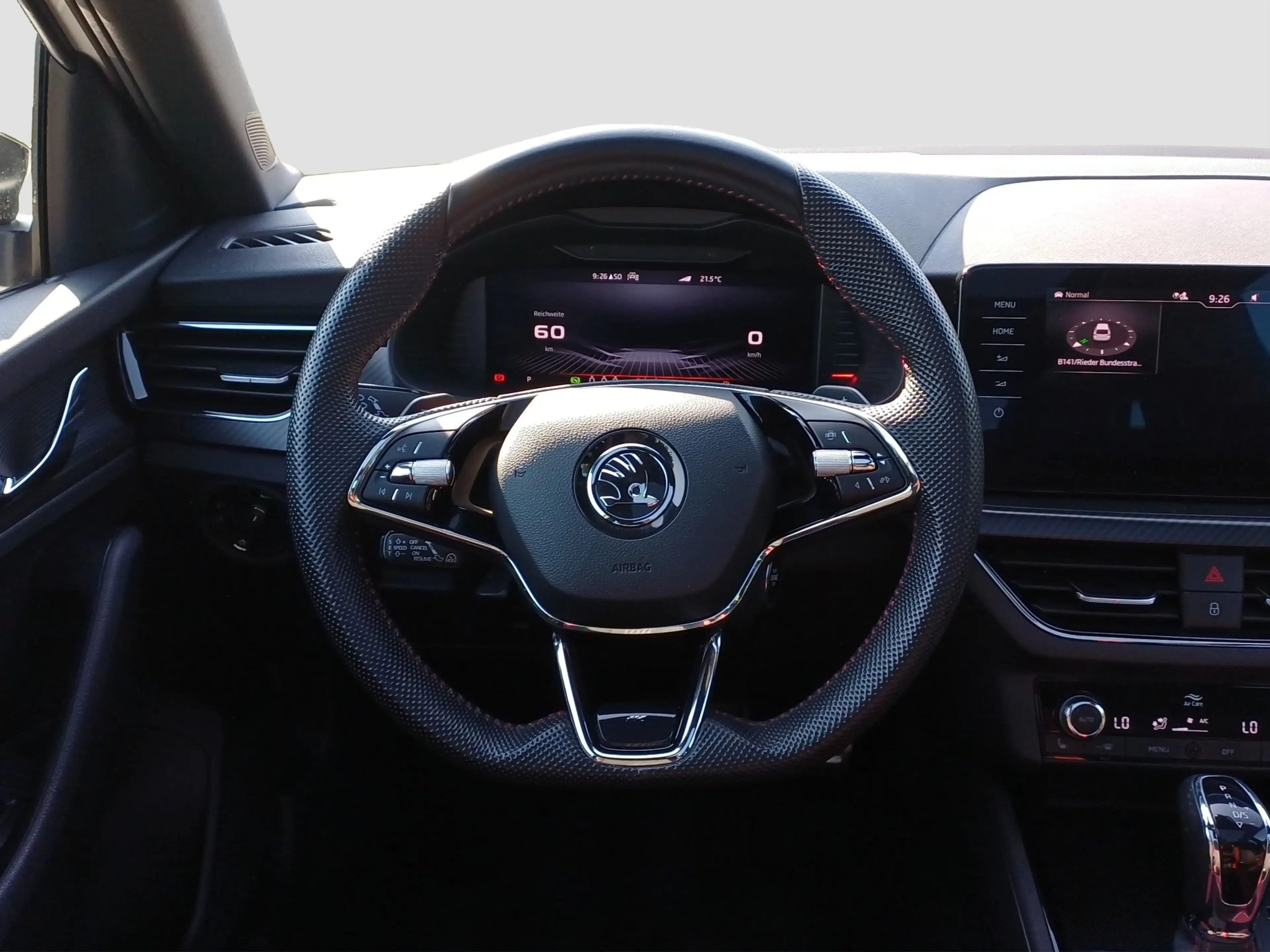 Skoda Scala 1.0 TSI Monte Carlo ACC DESIGN KAM LED ACC — photo 8