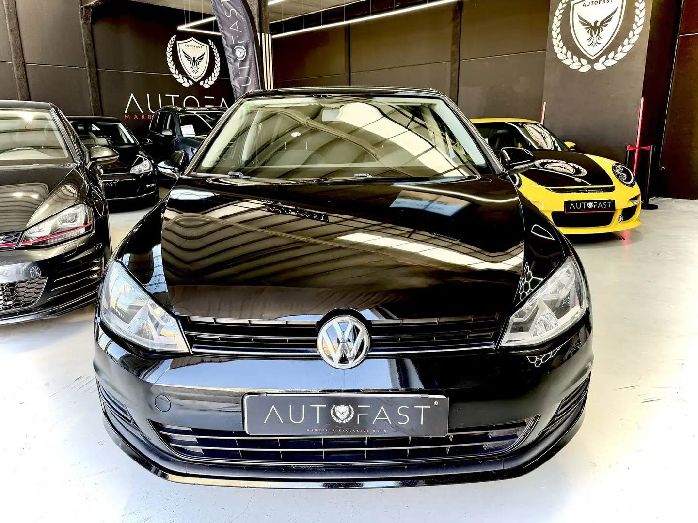 Volkswagen Golf 1.6TDI CR BM Bluemotion Business 110 Negro - 2