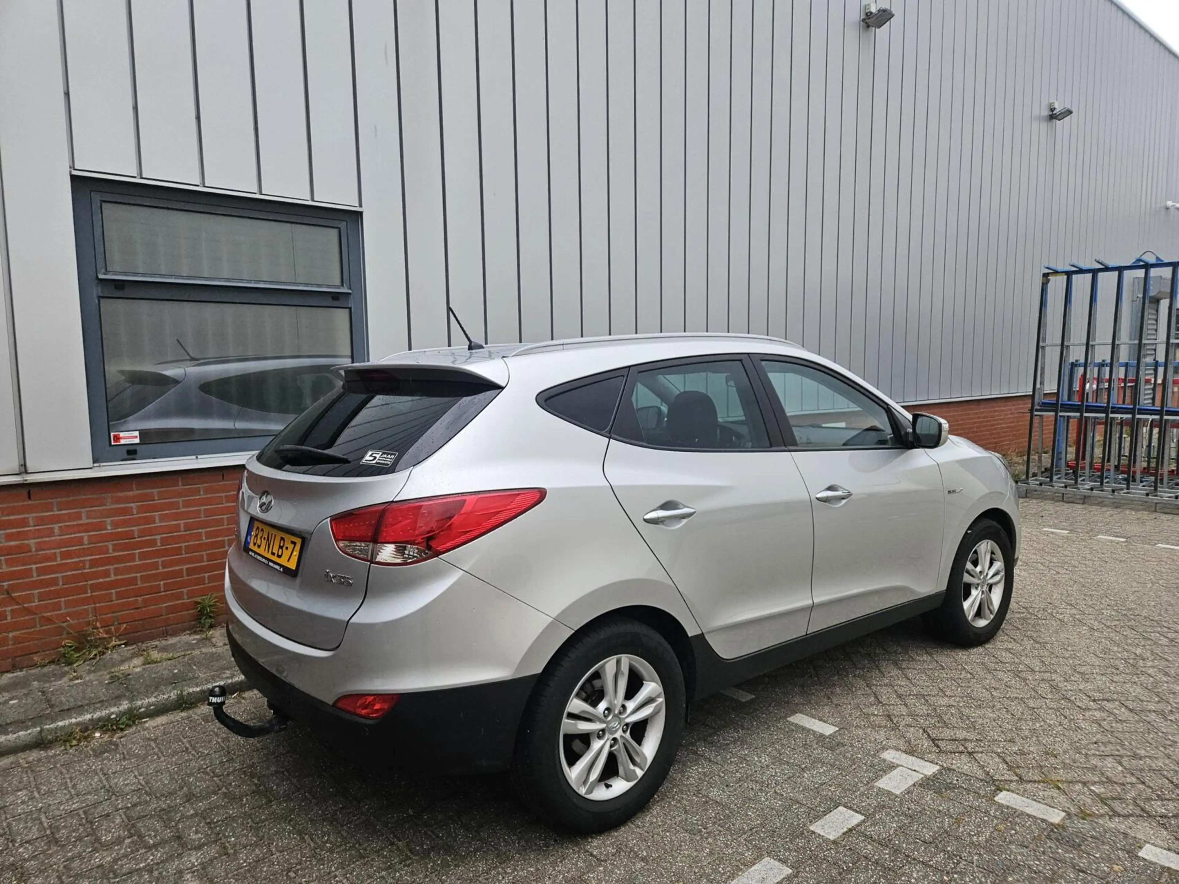 Hyundai iX35 2.0i NAP Cruise PDC Clima — photo 15