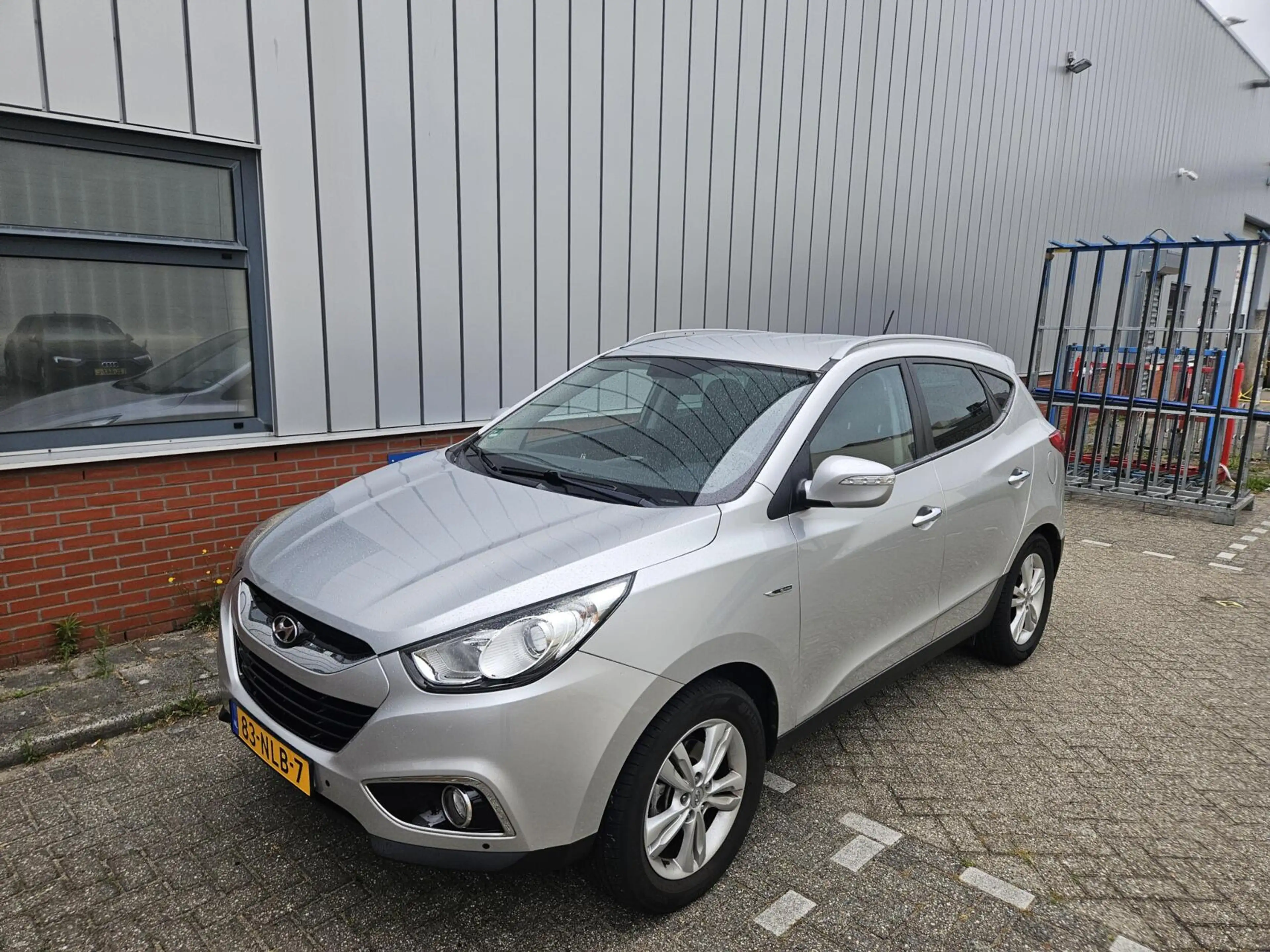 Hyundai iX35 2.0i NAP Cruise PDC Clima — photo 13