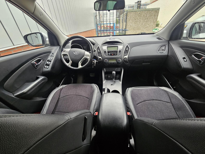 Hyundai iX35 2.0i NAP Cruise PDC Clima — photo 8