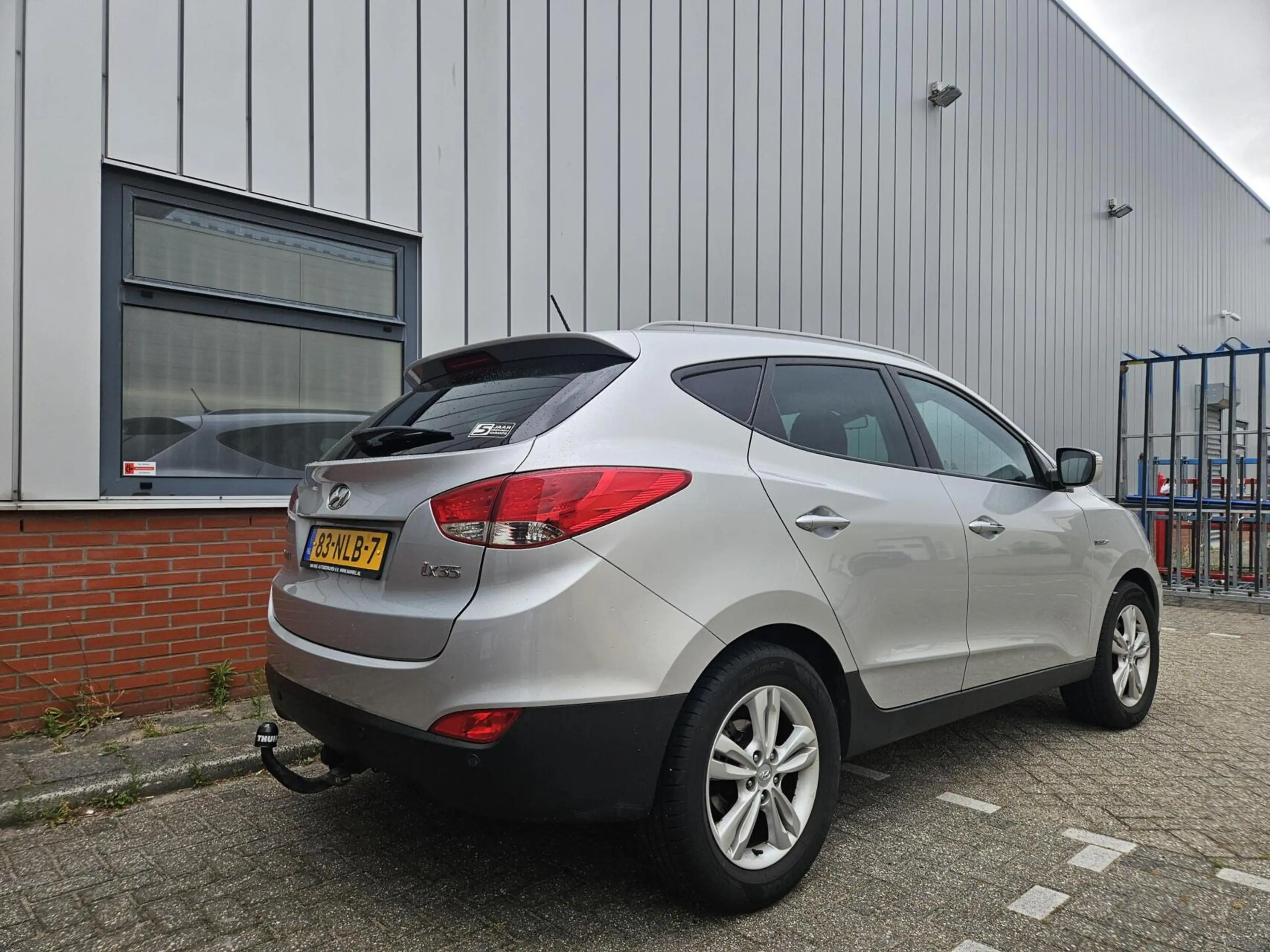 Hyundai iX35 2.0i NAP Cruise PDC Clima — photo 3