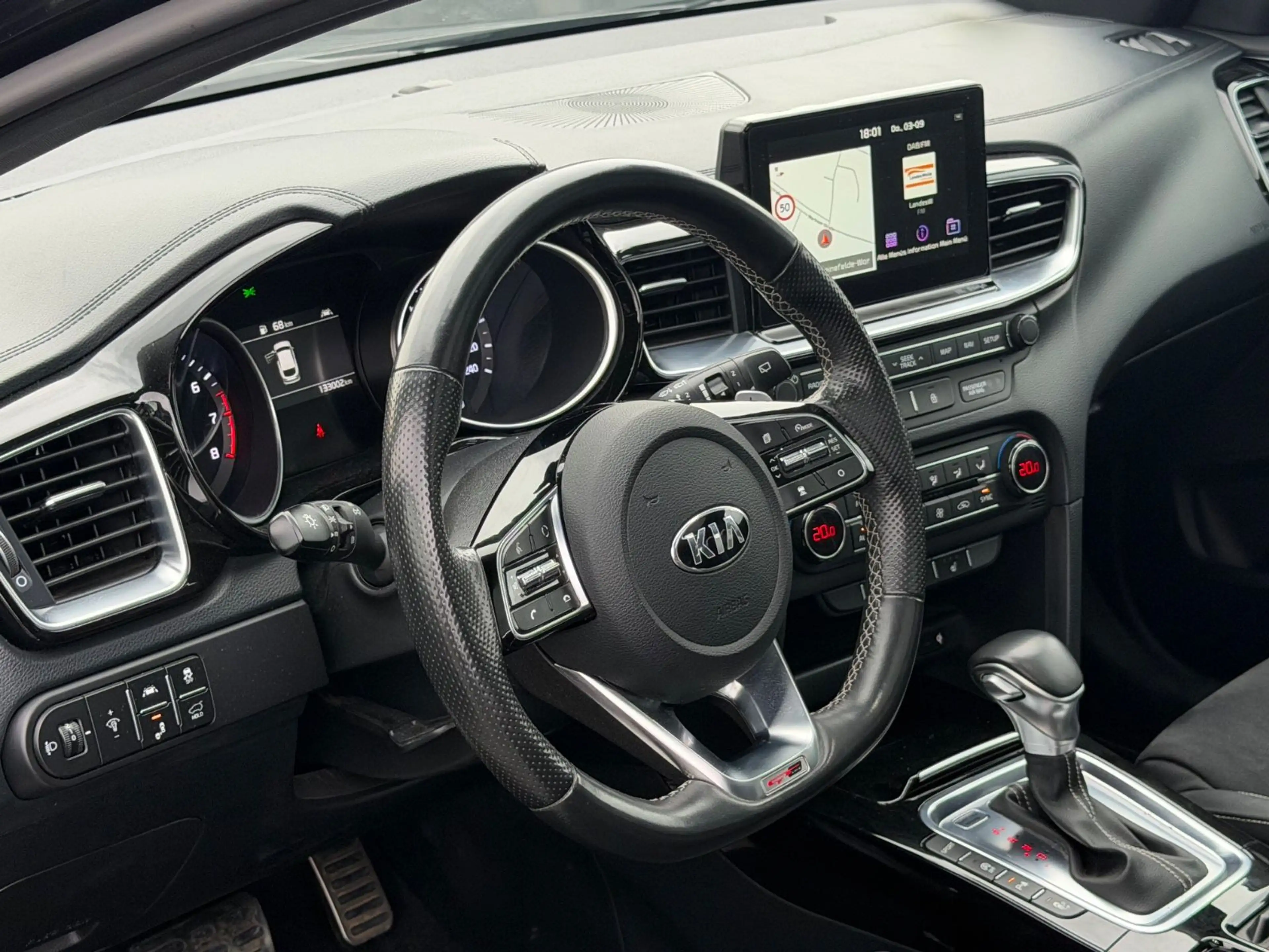 Kia ProCeed / pro_cee'd GT-Line — photo 8